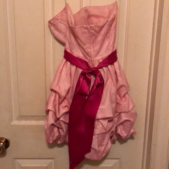 Dress - Picture 2 of 2